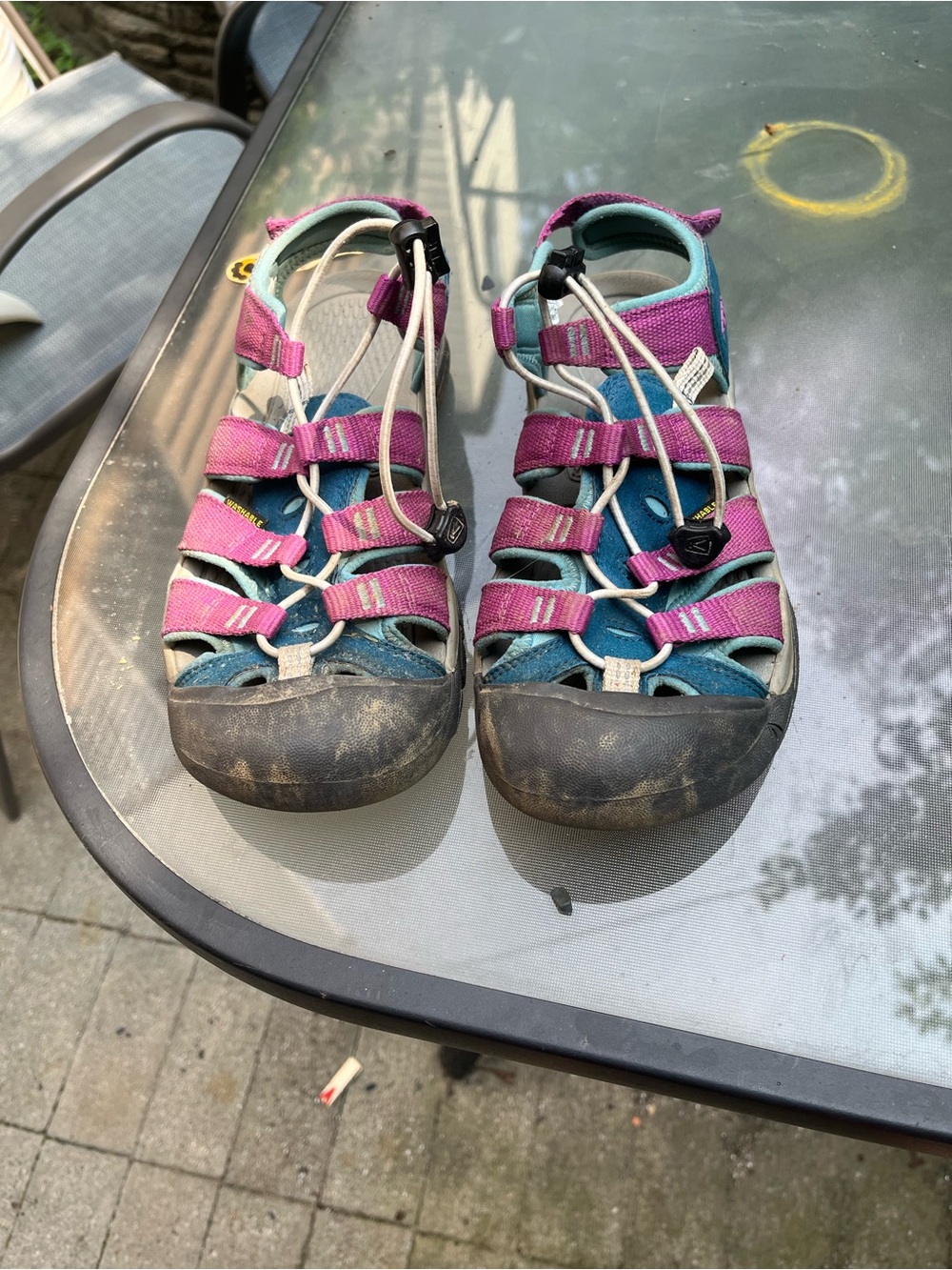 Keen Kids Pink and Teal Closed-Toe Sport Sandals. Newport Boundless